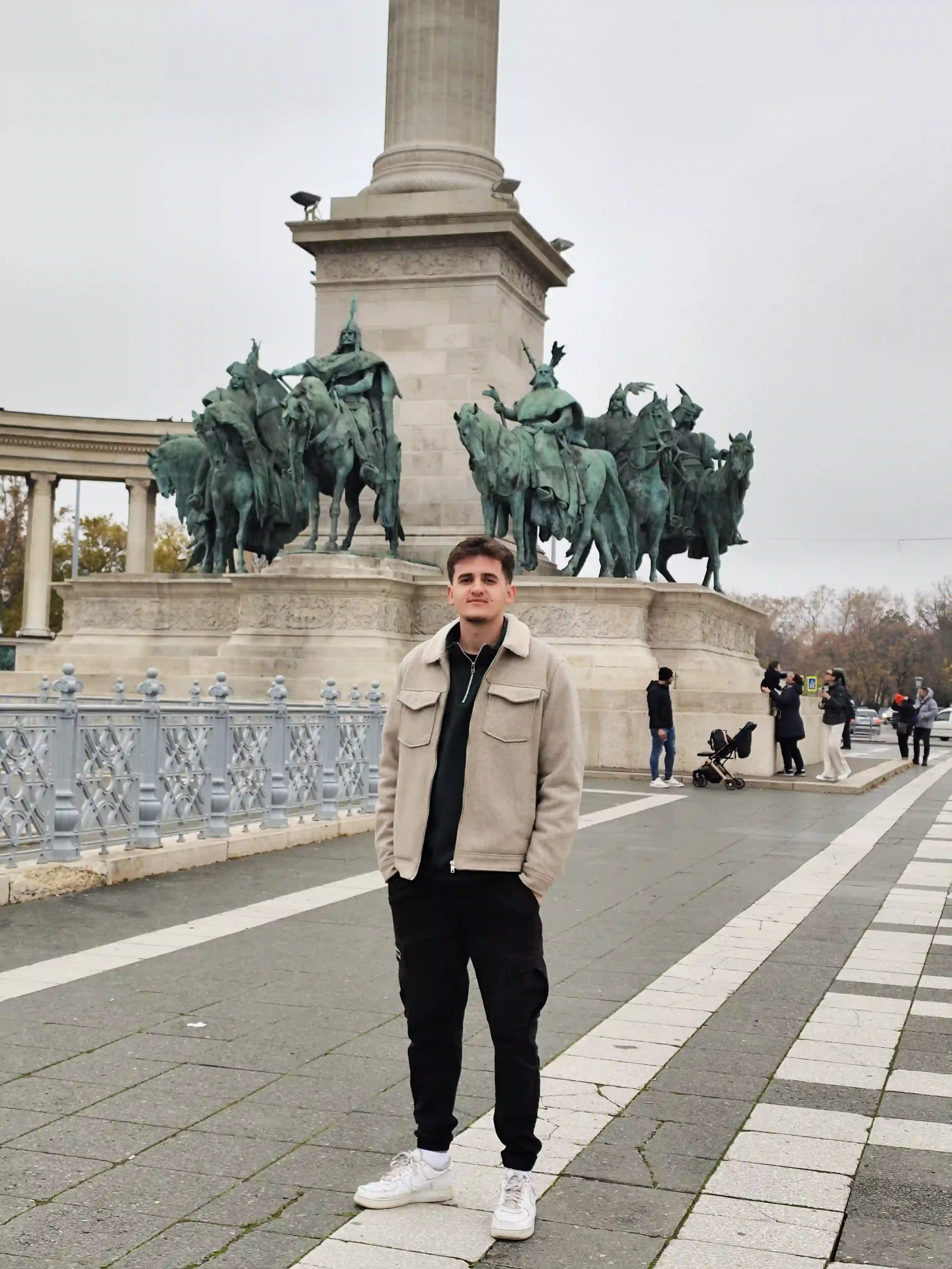 Me Nr.1: (≧◡≦)